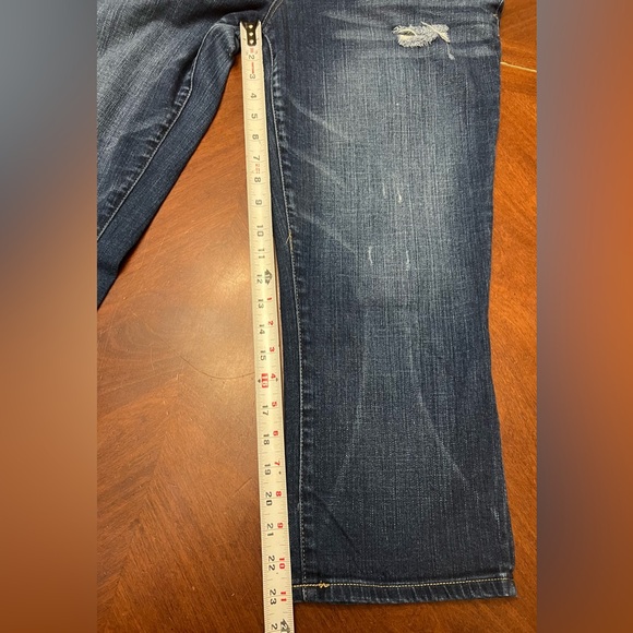 Women’s Aeropostale Capris Dark Wash Distressed Denim Jeans Size 15/16 - Picture 7 of 9